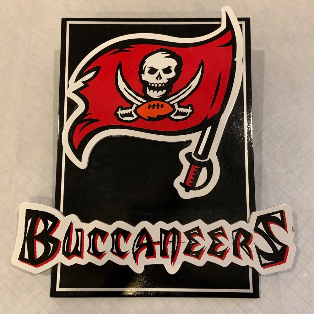 Vintage Tampa Bay Buccaneers Flag Logo 3D Wall Hanging Sign 12" x 9"